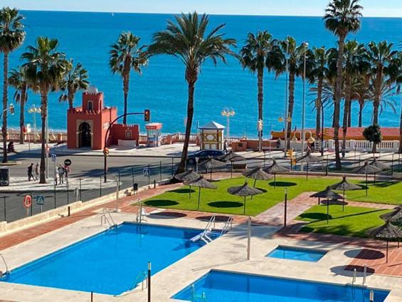 Benalmadena Aloha Playa Sea View Loft Aparthotel Luaran gambar